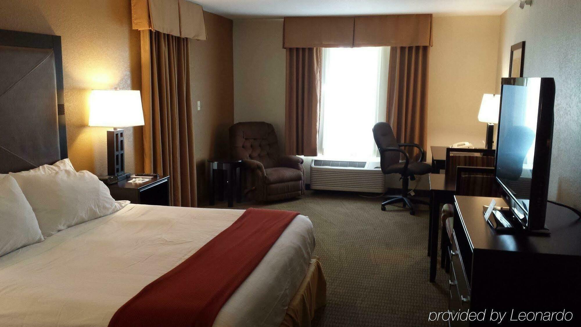 Holiday Inn Express & Suites North Platte, An Ihg Hotel Eksteriør billede